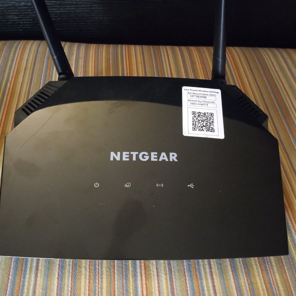 NetGear AC1600 Dual-Band WiFi 5 Router - Picture 5 of 5
